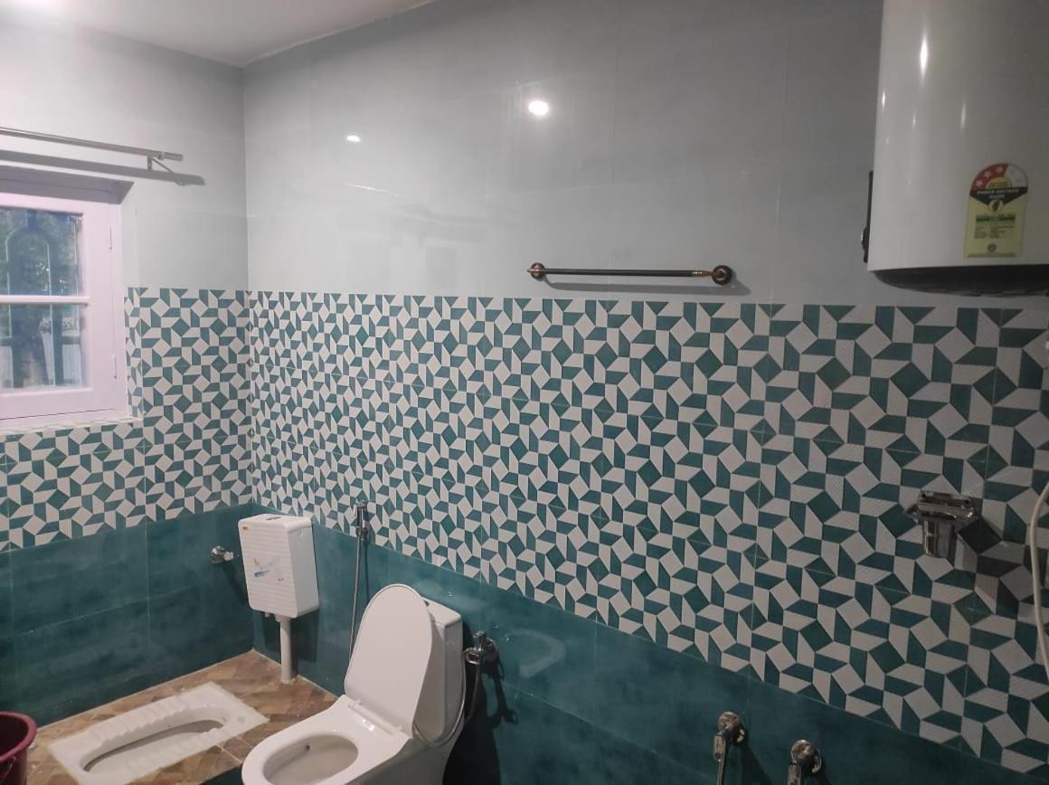 New Delight Hotel Kanzalwan 外观 照片