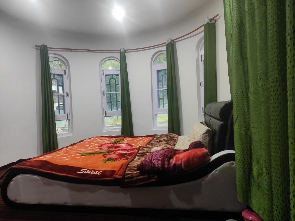New Delight Hotel Kanzalwan 外观 照片