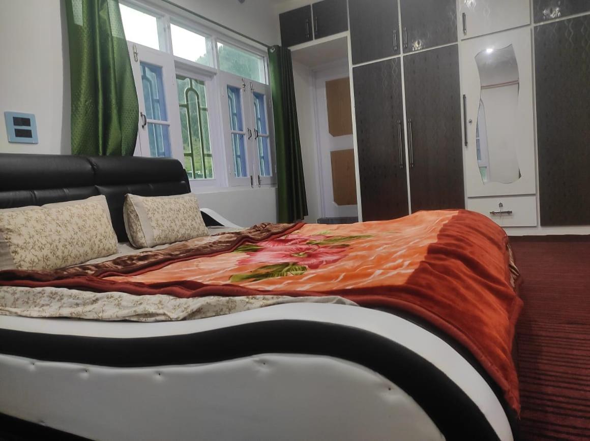 New Delight Hotel Kanzalwan 外观 照片